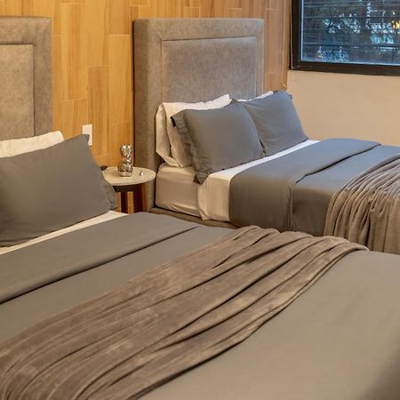 Posh Polanco Stay Tvs And Desks In Each Room Мехико Экстерьер фото