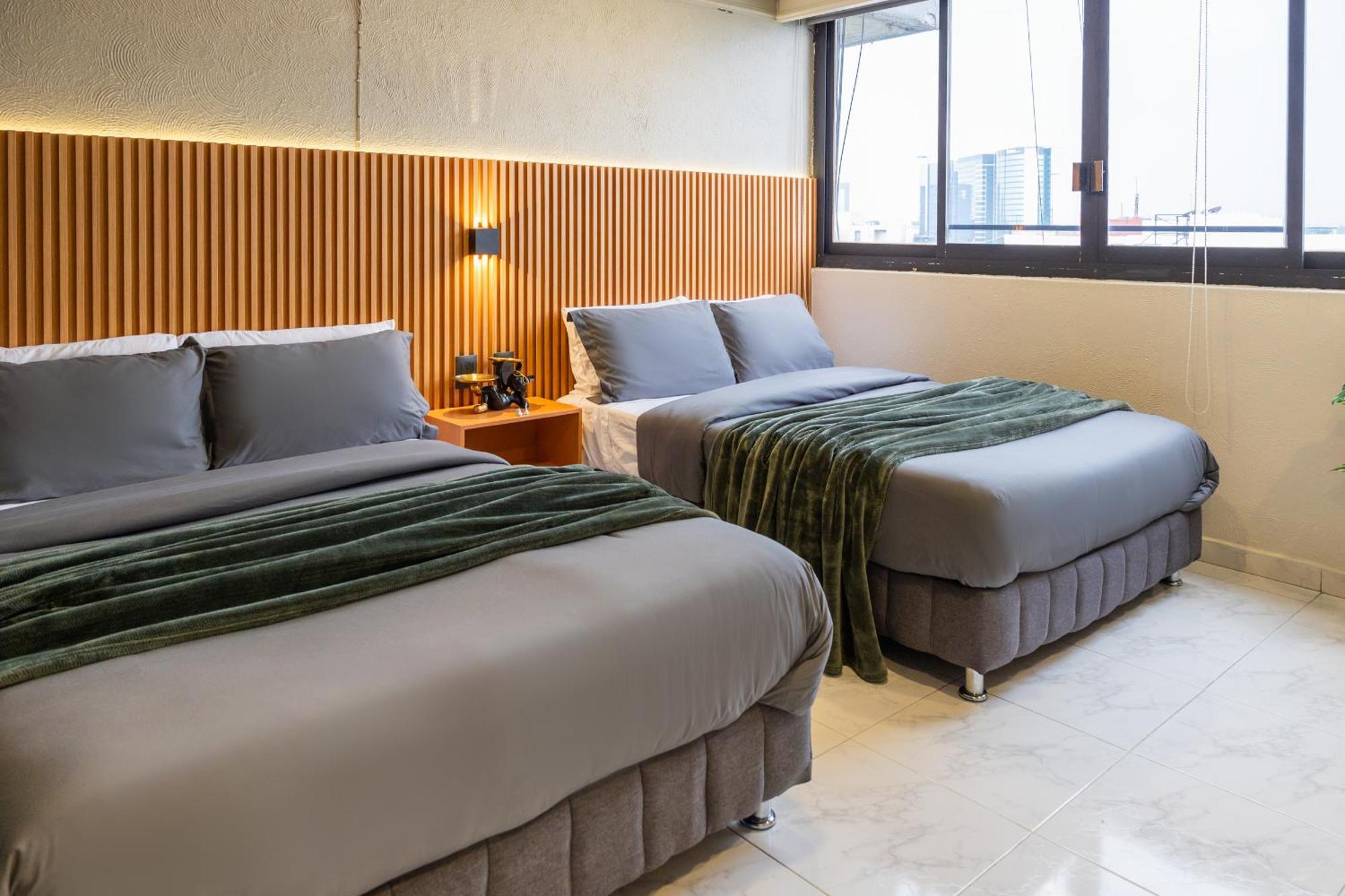 Posh Polanco Stay Tvs And Desks In Each Room Мехико Экстерьер фото